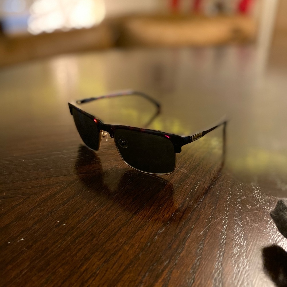 Brooks brothers sun glasses
